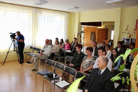2015_04_11_cigánd_II. Amatőr író-költő pályázat (6)