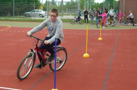 2015_05_28_cigánd_egészség és sportnap KM Ált. Iskola (4)