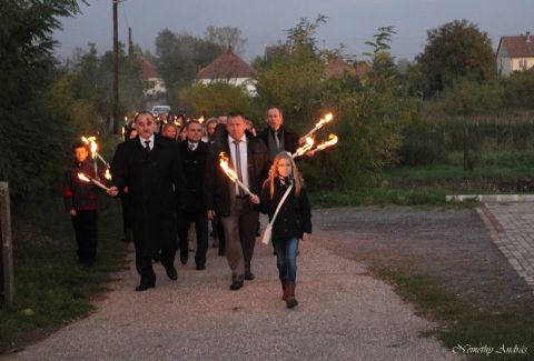 2015_10_22-23_cigánd_56-os megemlékezés (35)