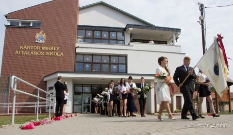 2016_06_11_cigánd_KM Ált. Isk ballagás (18)