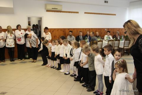 2016_10_21_cigánd_Szépkorúak napja (11)