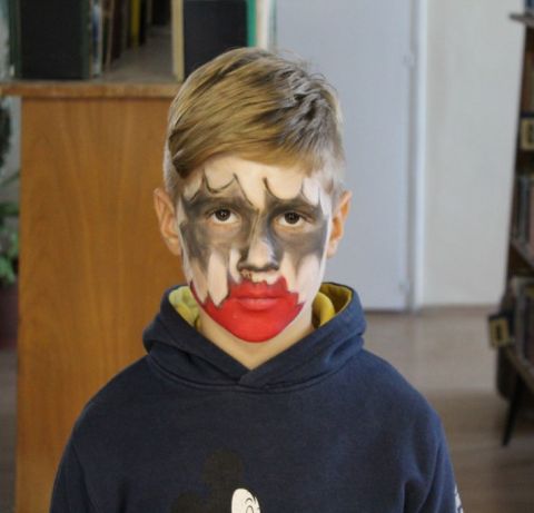 2016_10_26_cigánd_Halloween a könyvtárban (47)