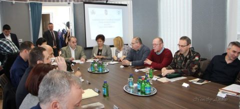 2016_11_23_cigánd_védelmi bizottsági ülés (2)