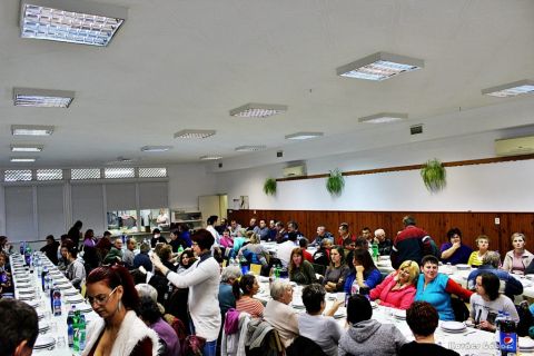 2017_12_20_cigánd_közfoglalkoztaottak évzáró vacsija (16)