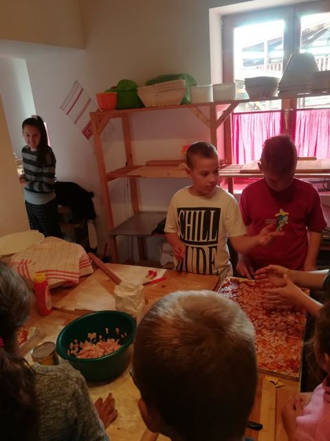 pizza készités 10.29 (26)